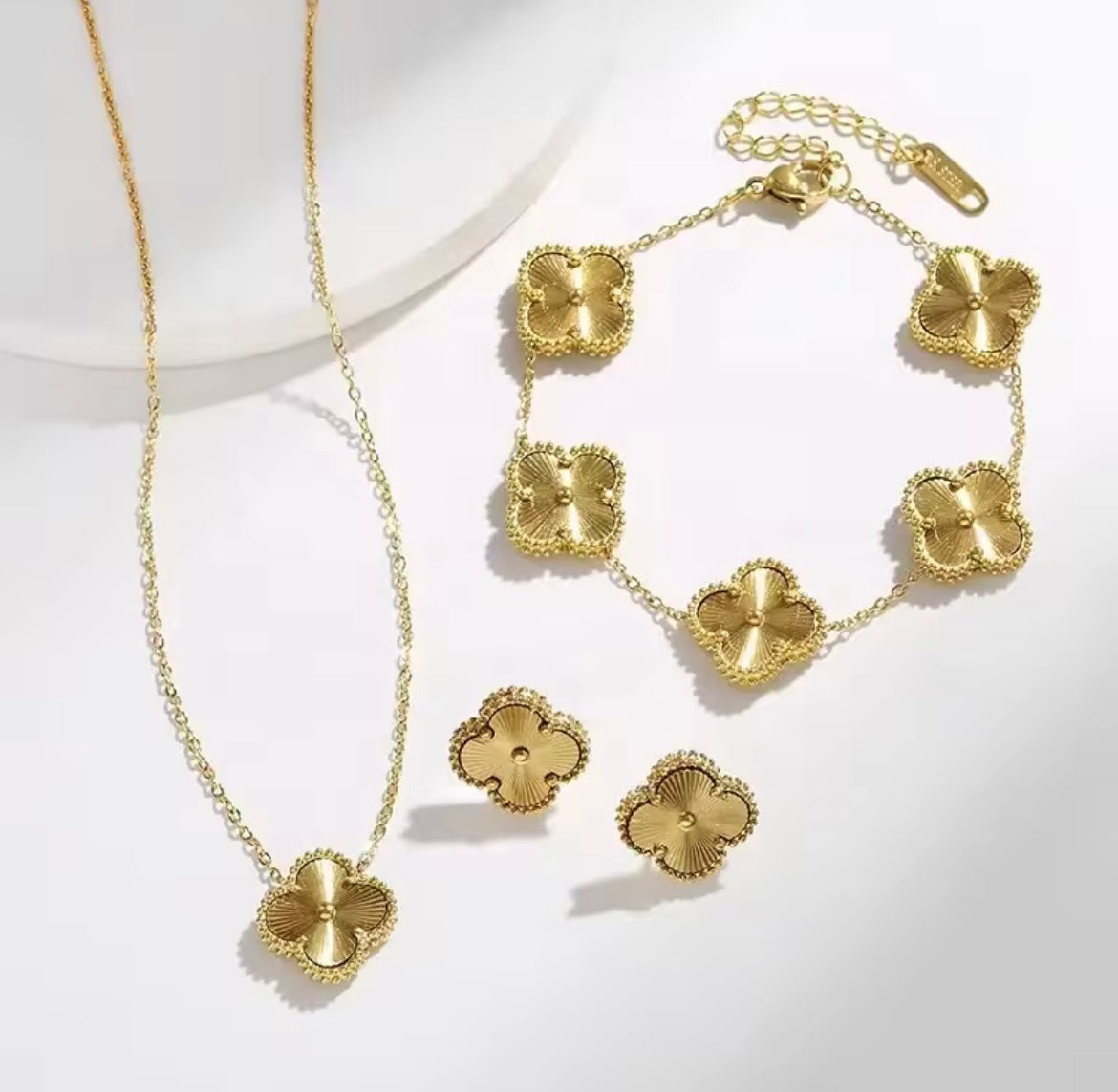 Clover Jewellery Set-Gold
