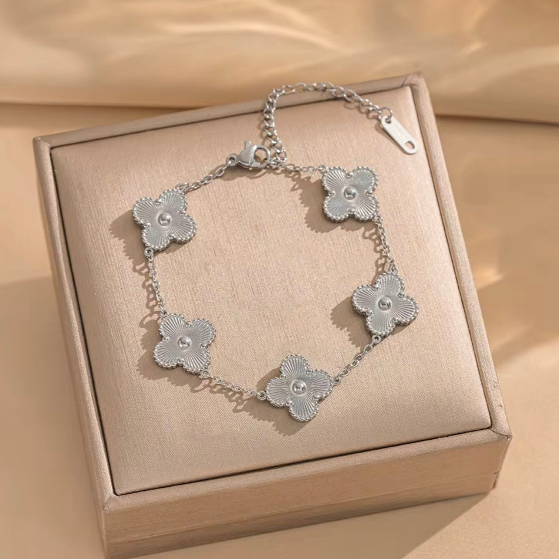 Clover Bracelet-Silver