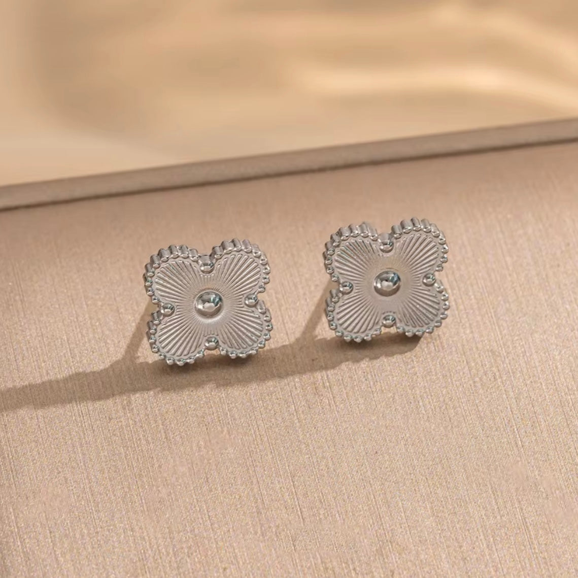 Clover Earrings-Silver