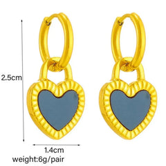 Gold heart-shaped earrings with black centers, shown with measurements and weight information on a white background.
