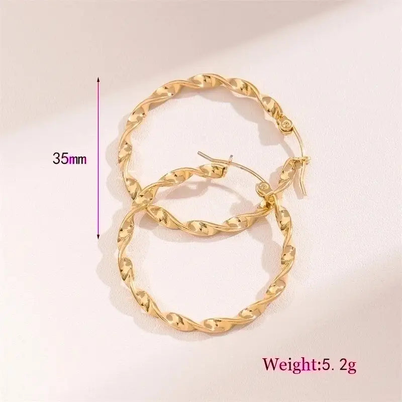 Lily Twist Hoop Earrings Gold - Earrings